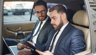 efficient-corporate-chauffeur-services-in-london-for-business-leaders